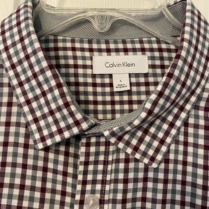 Calvin Klein plaid button down shirt. Very good condition size large